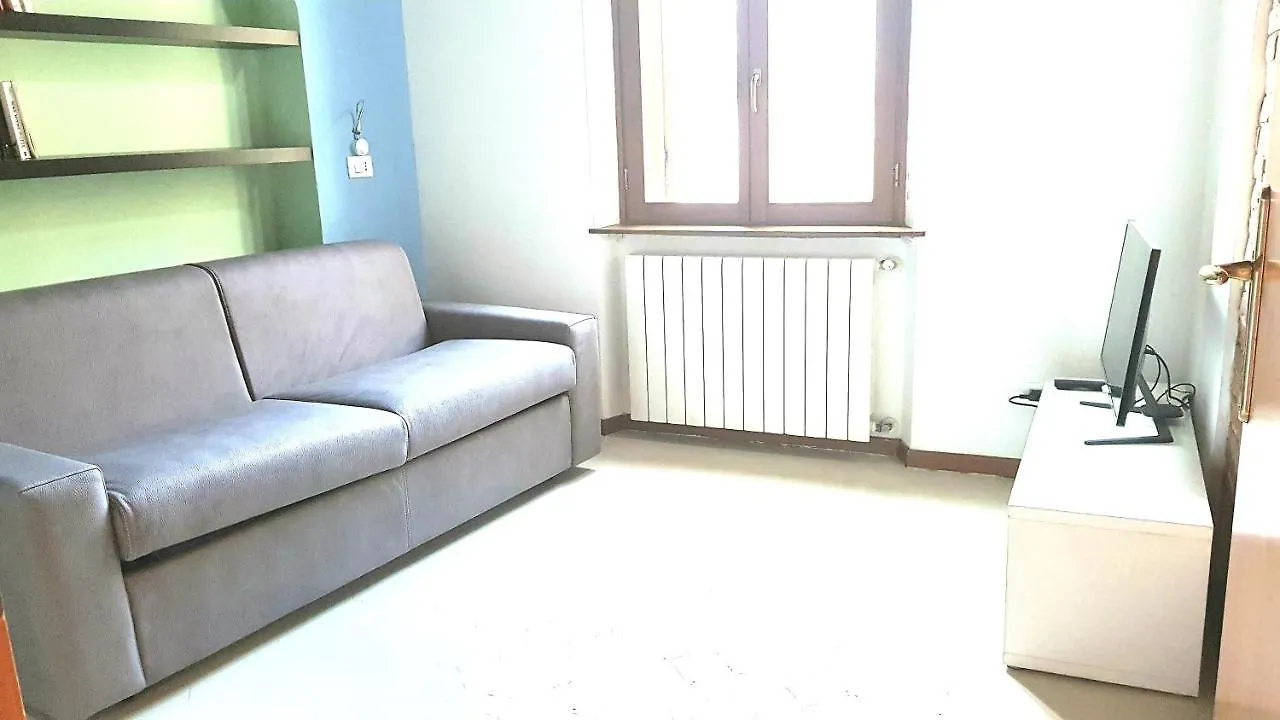 Aris Apartment Verona Italia