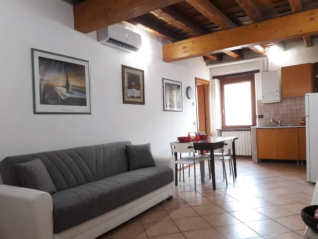 Aris Apartment Verona