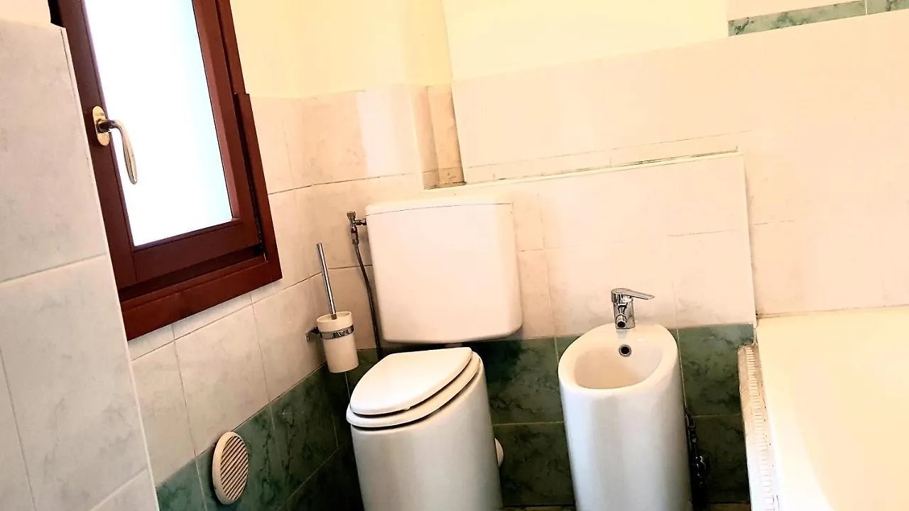 Aris Apartment Verona 0*,  Italy